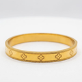 Clover Edge Bangle