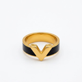 The V Ring