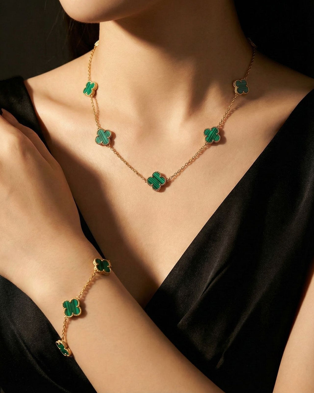 Lucky bloom necklace